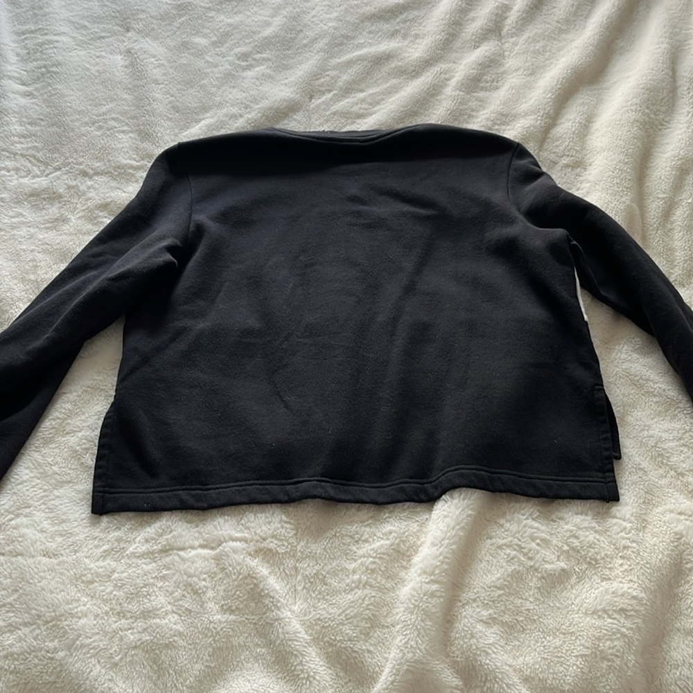 Crewneck - Picture 6 of 6